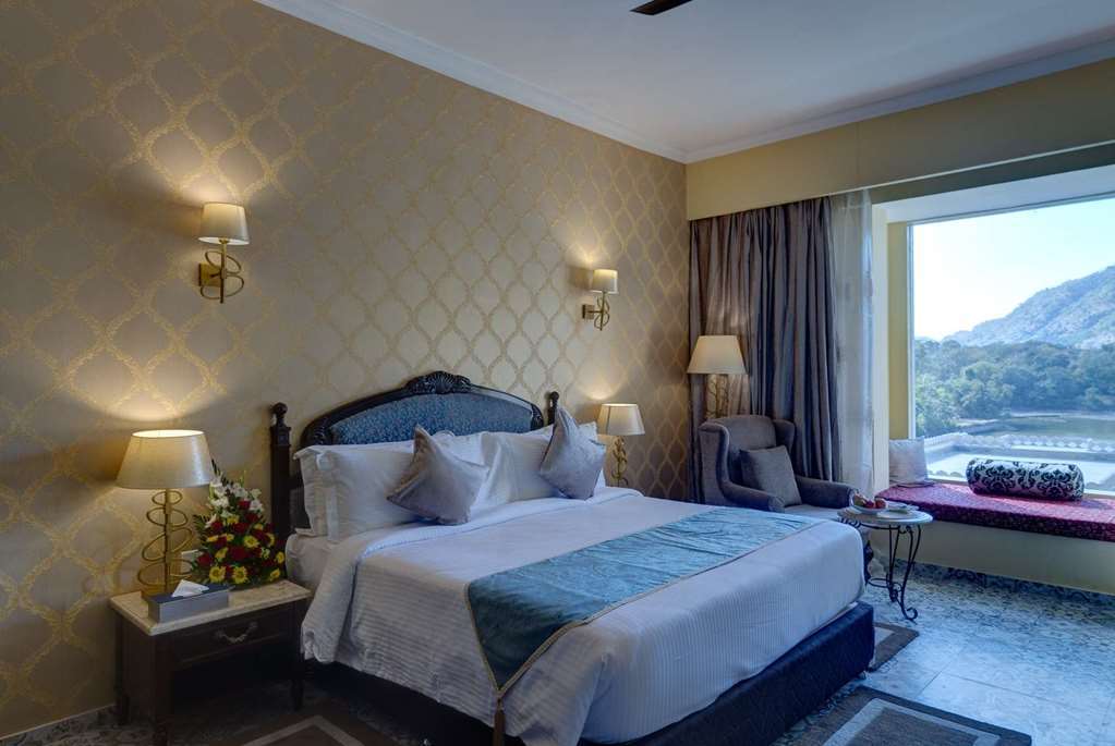Raajsa Kumbhalgarh - Ihcl Seleqtions Hotell Rum bild